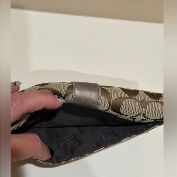 Coach Bucket Bag and Wallet BUNDLE! - Picture 4 of 15